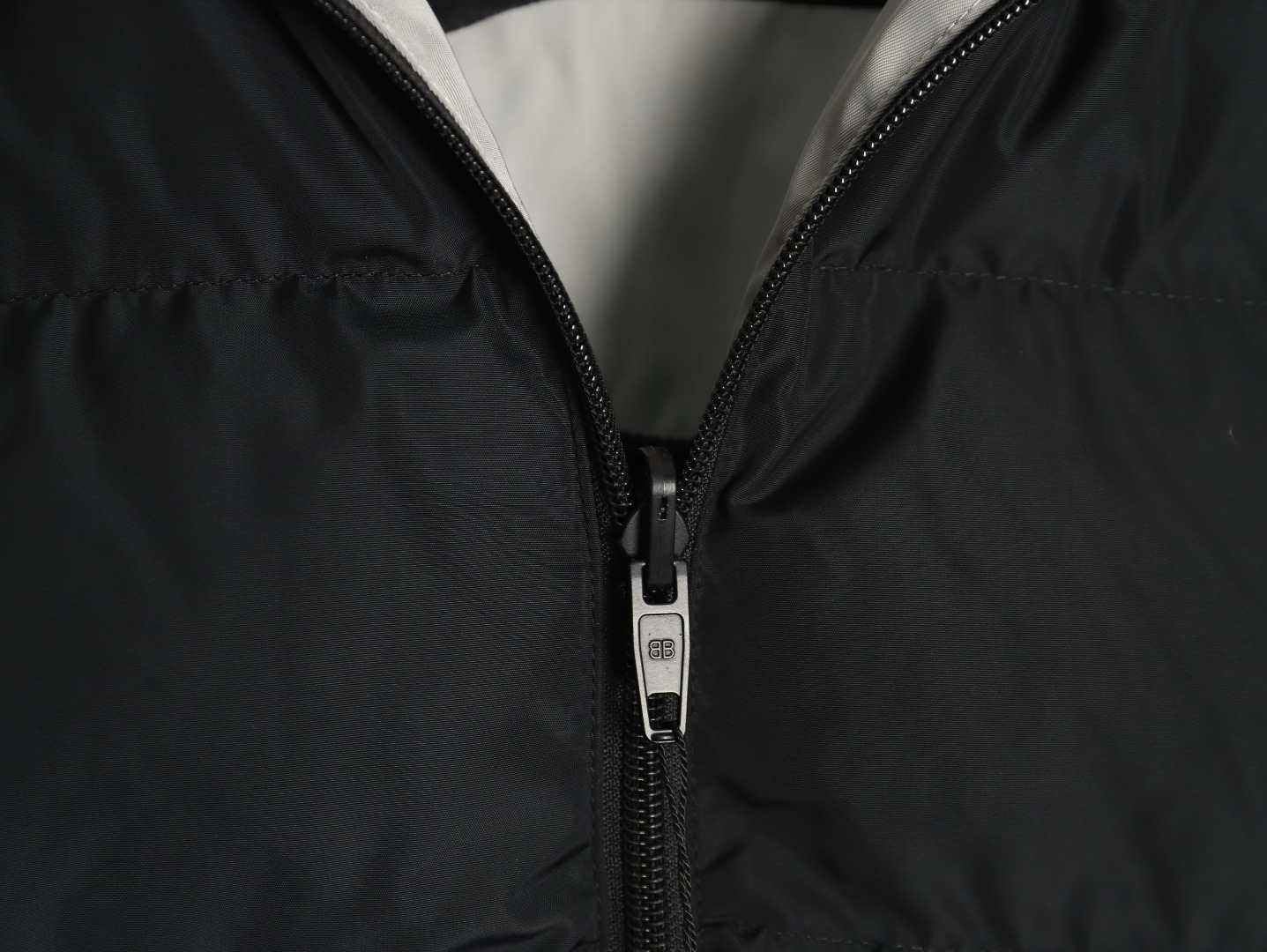 Ba*len*cia*ga reversible hollow embroidered cotton jacket