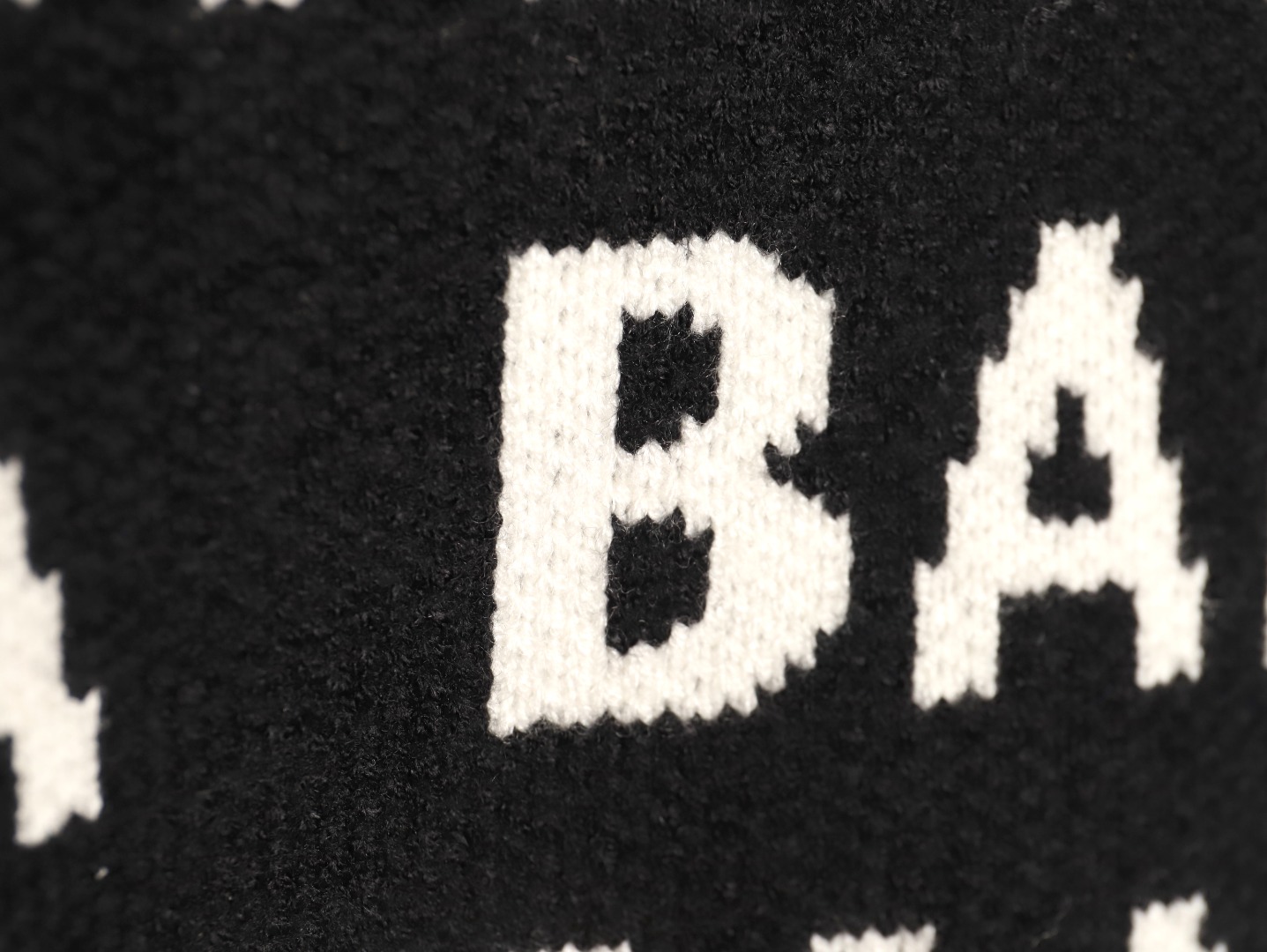 Ba*len*cia*ga jacquard full print bullet screen letter round neck sweater tsk1