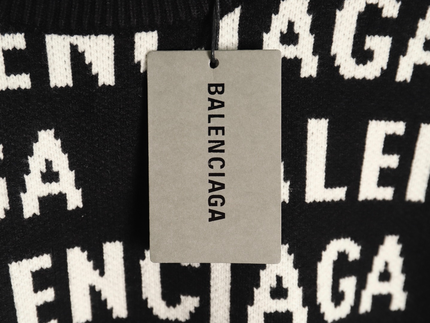 Ba*len*cia*ga jacquard full print bullet screen letter round neck sweater tsk1