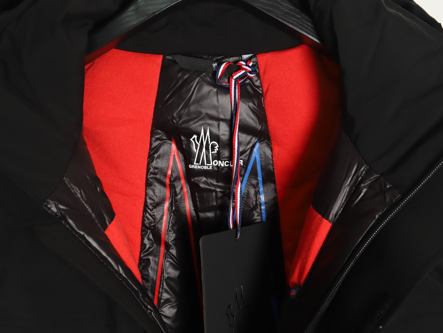 Moncler pocket reflective down jacket TSK2