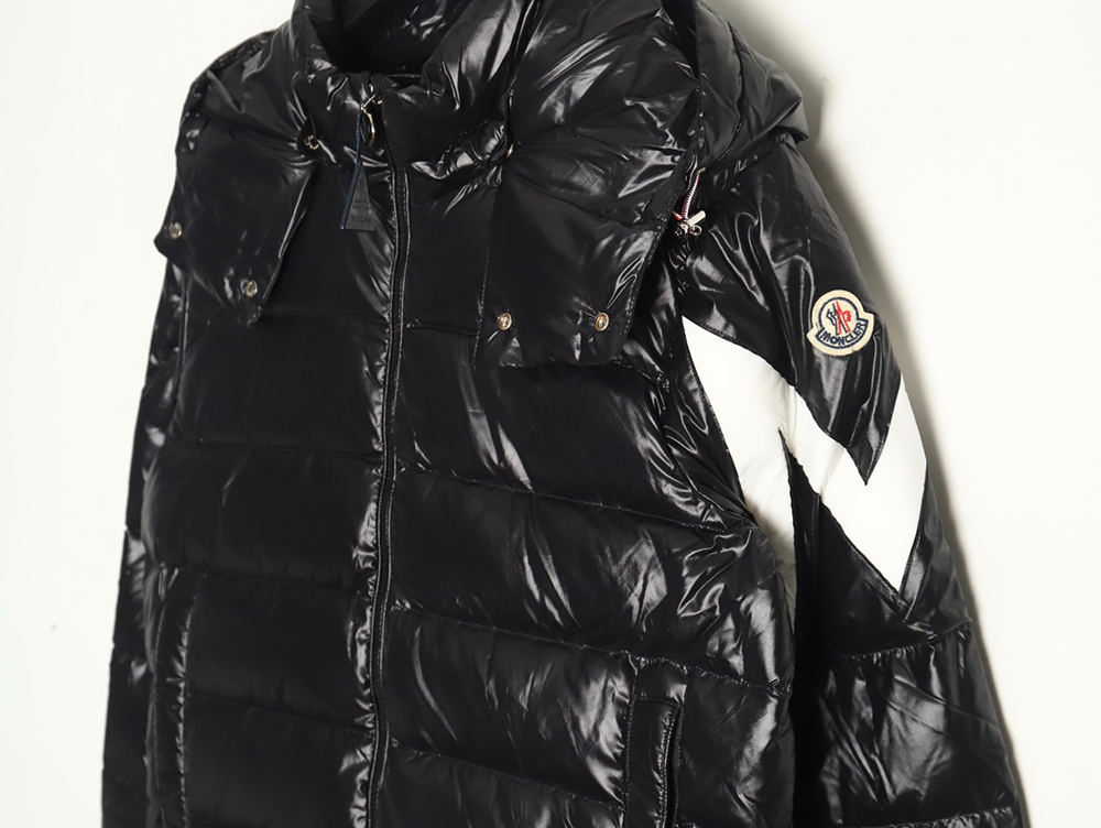 Moncler 22corydale double peak striped hooded down jacket