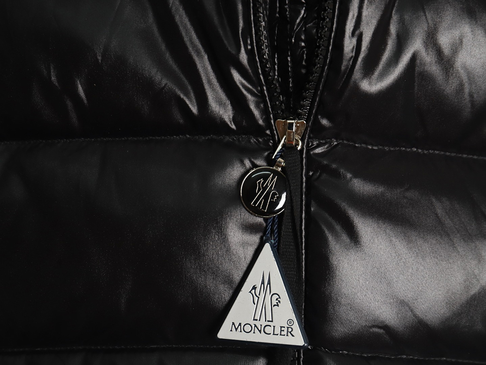Moncler 22corydale double peak striped hooded down jacket
