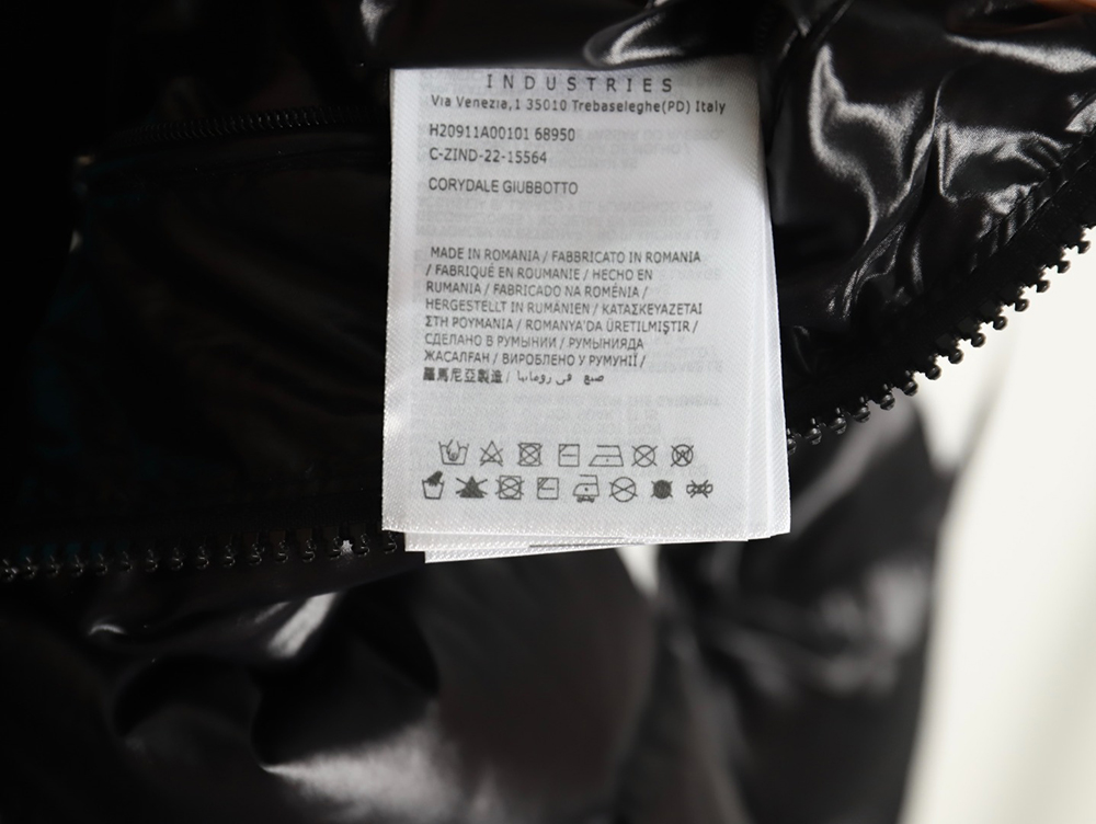 Moncler 22corydale double peak striped hooded down jacket