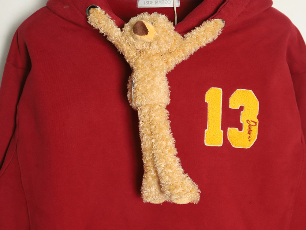 13De Marzo bear scratching hooded sweatshirt
