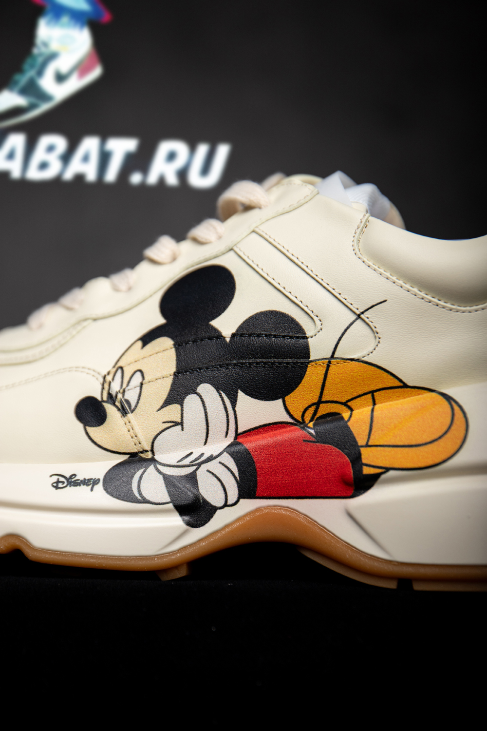 disney x G*u*i rhyton 