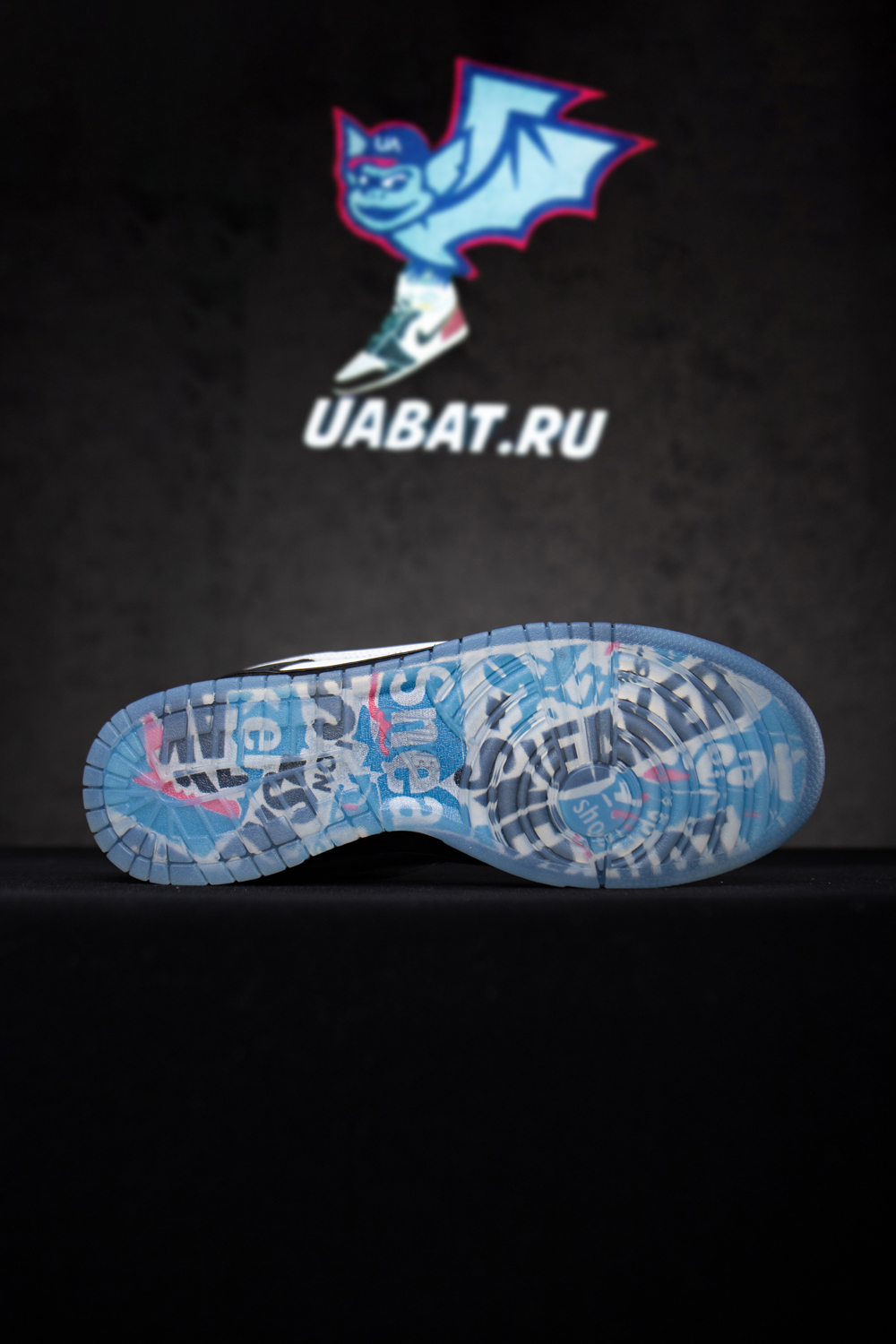 STAPLE X NIKE SB DUNK LOW "PANDA PIGEON"