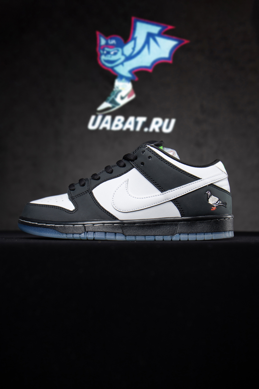 STAPLE X NIKE SB DUNK LOW "PANDA PIGEON"