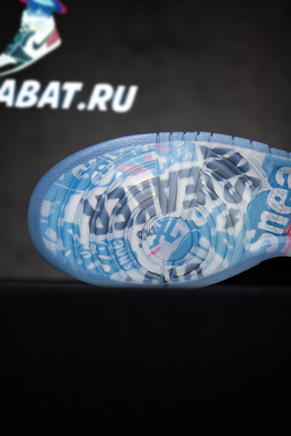 STAPLE X NIKE SB DUNK LOW "PANDA PIGEON"