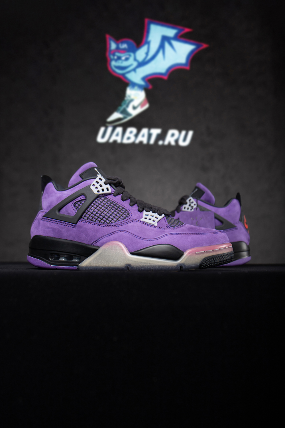 Jordan 4 Retro Travis Scott Purple (Friends and Family)