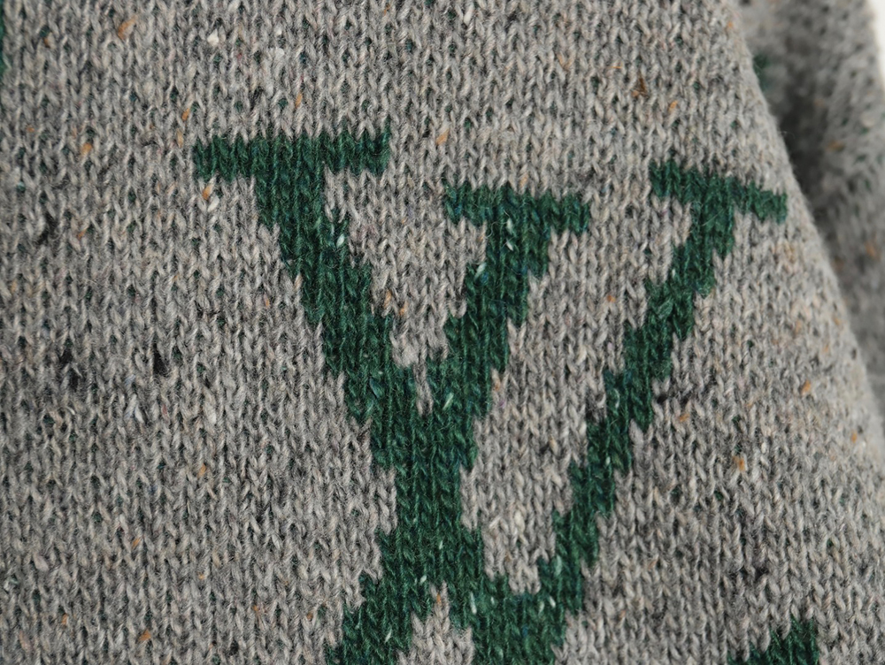 l0*is V*t0n all over logo jacquard crewneck sweater tsk1