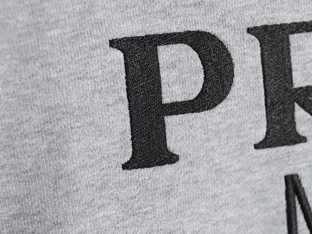 Pra*a embroidered logo crewneck sweatshirt tsk1