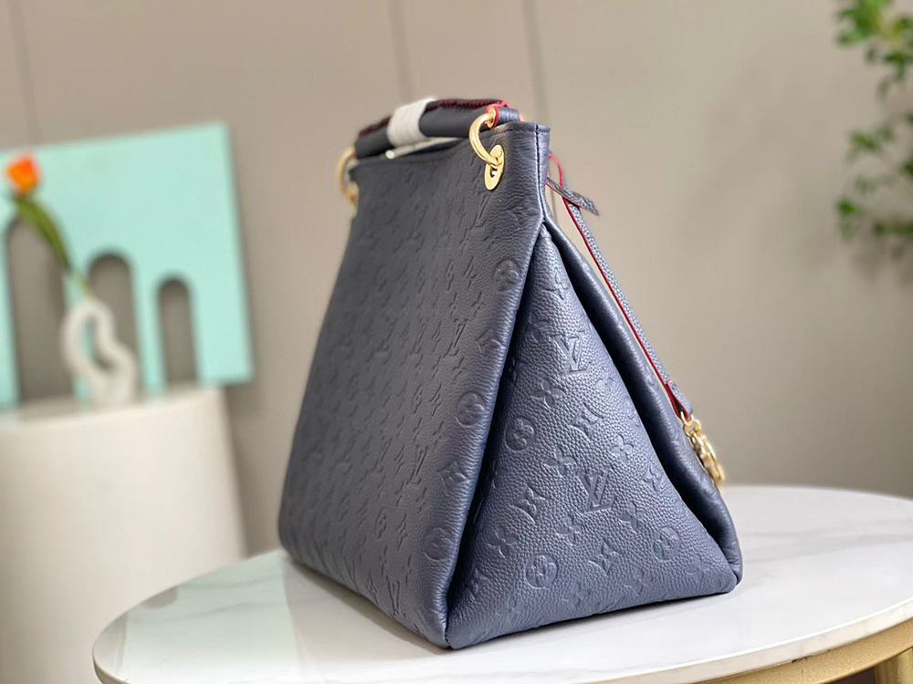 l0*is V*t0n bags m43750 47*32*22cm