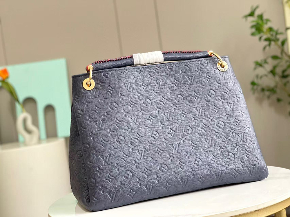 l0*is V*t0n bags m43750 47*32*22cm