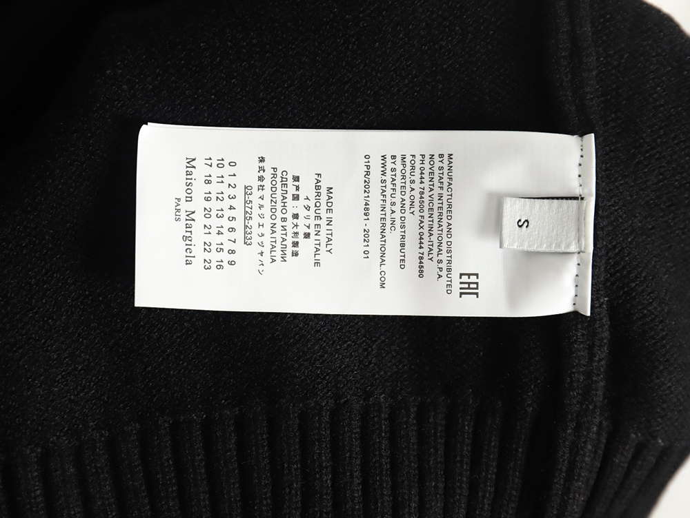 ma*s*n Ma*i*la numbers distressed knitted crewneck sweater