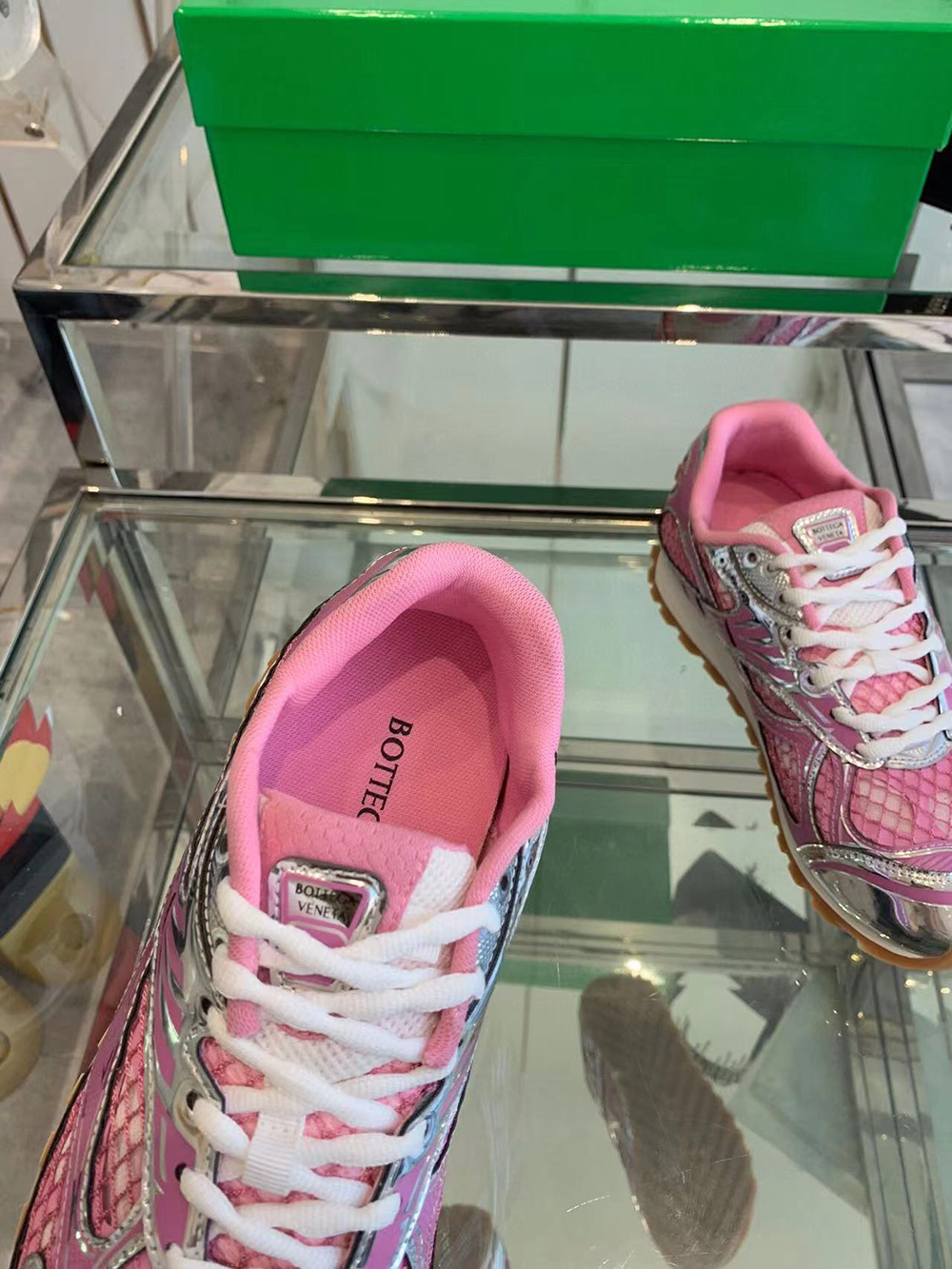 bo*te*ga Ve*ne*ta orbit sneaker