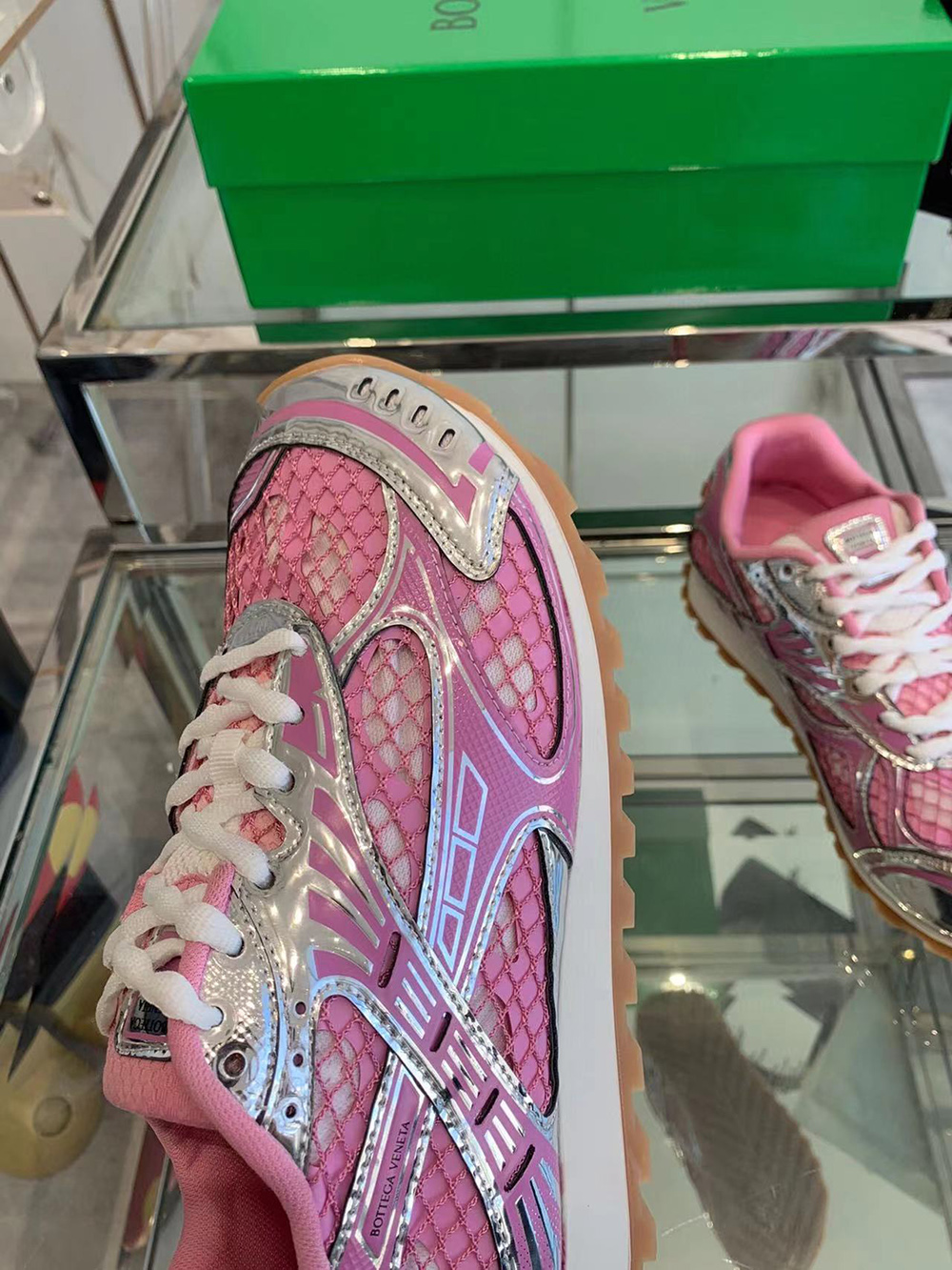 bo*te*ga Ve*ne*ta orbit sneaker