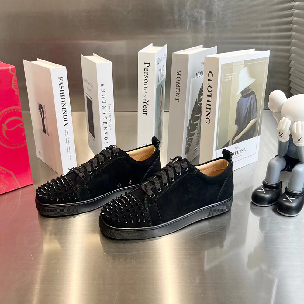 Ch**an louboutin l0*is junior spikes