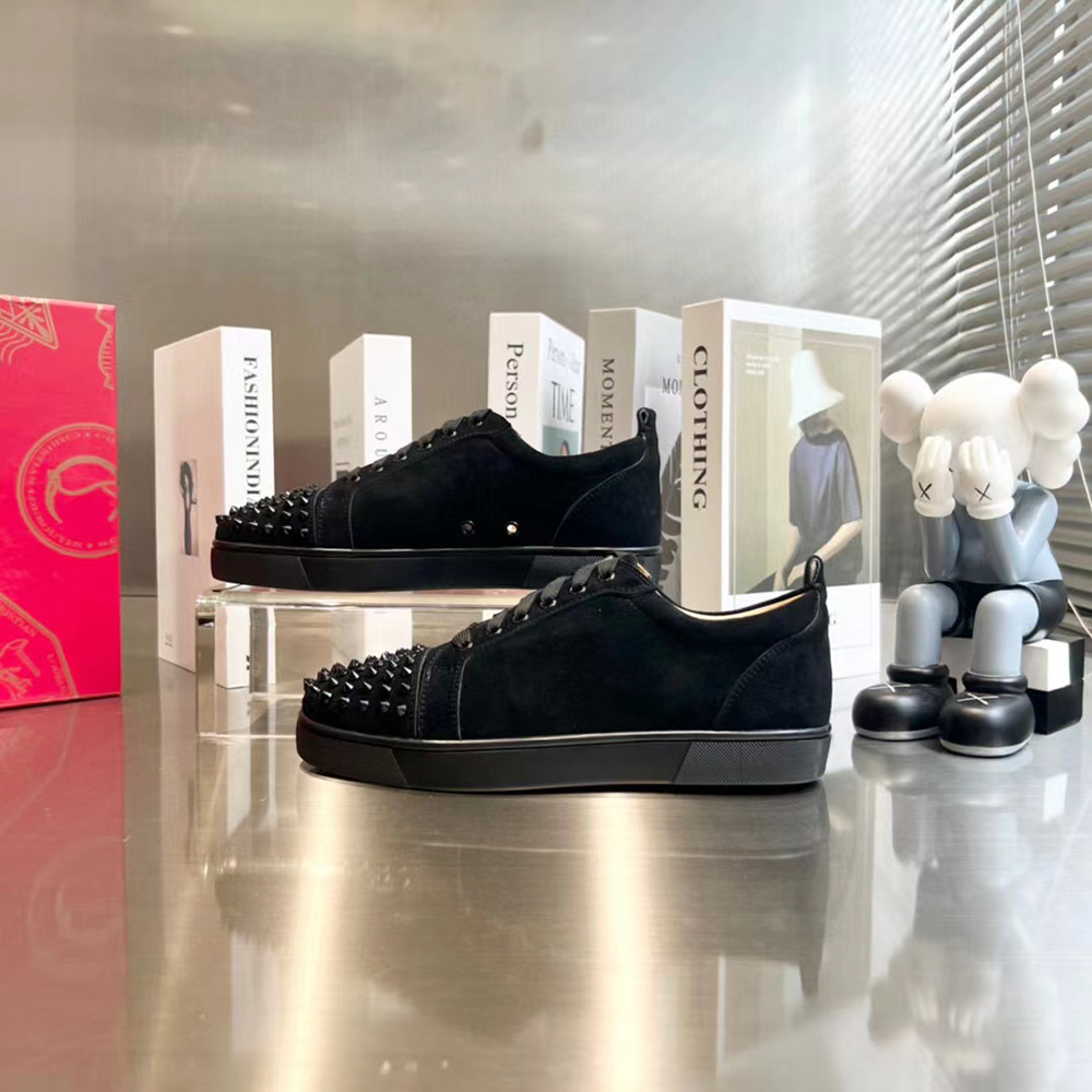 Ch**an louboutin l0*is junior spikes