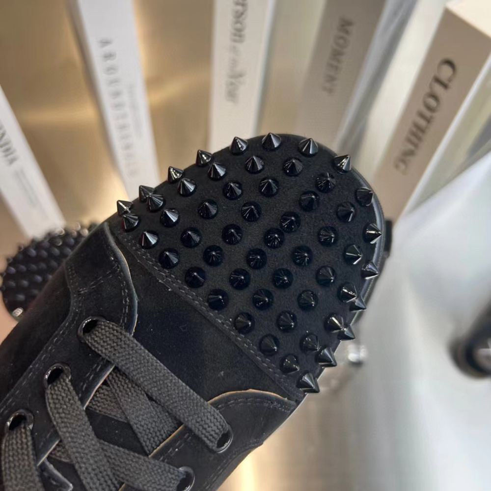 Ch**an louboutin l0*is junior spikes