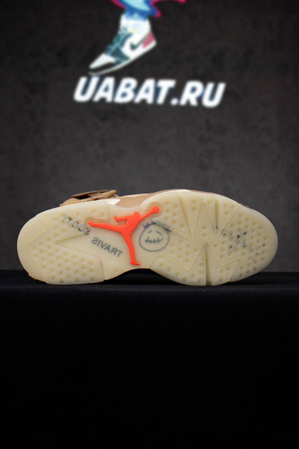 TRAVIS SCOTT X AIR JORDAN 6 RETRO 