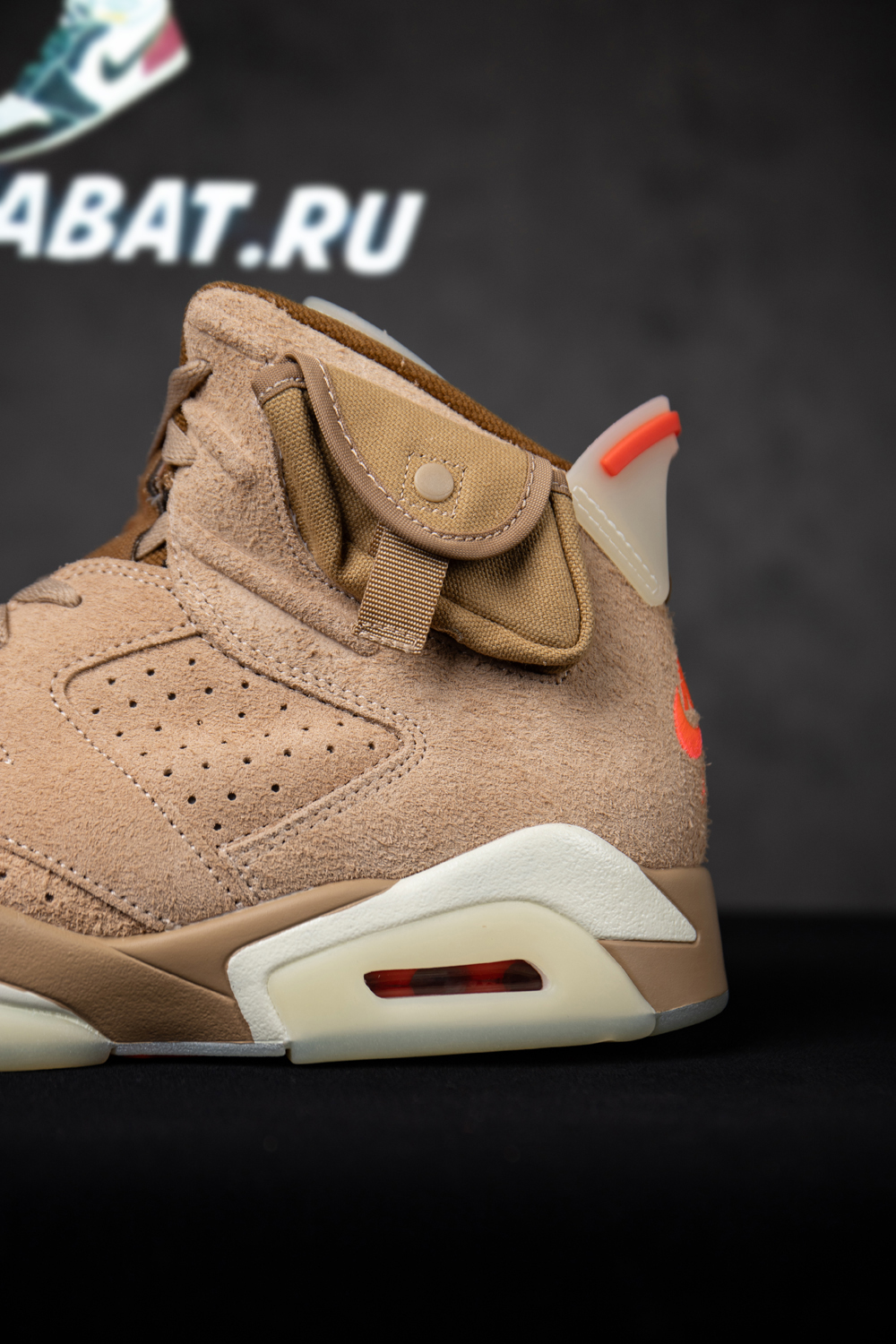 TRAVIS SCOTT X AIR JORDAN 6 RETRO 