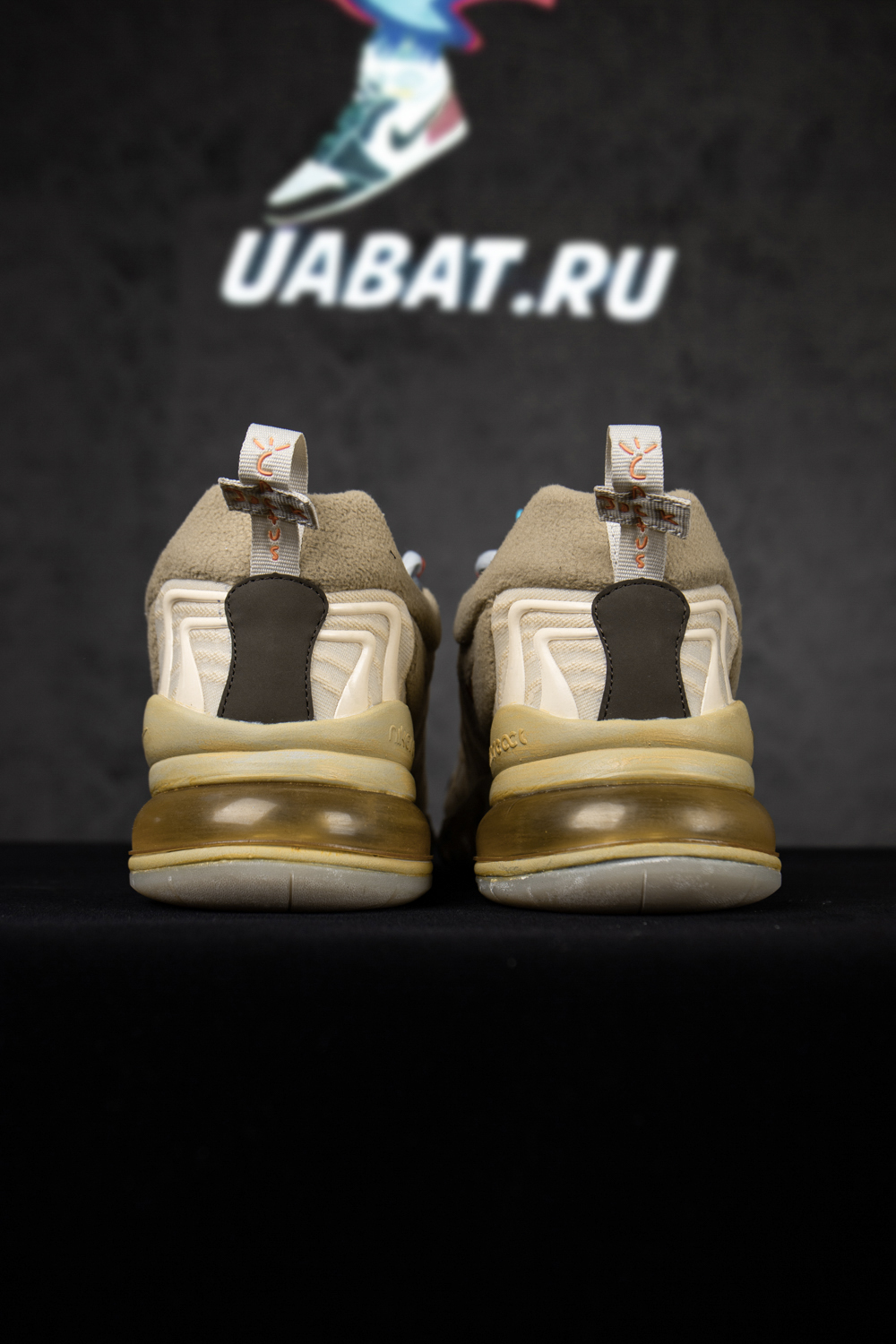 TRAVIS SCOTT X AIR MAX 270 REACT ENG 