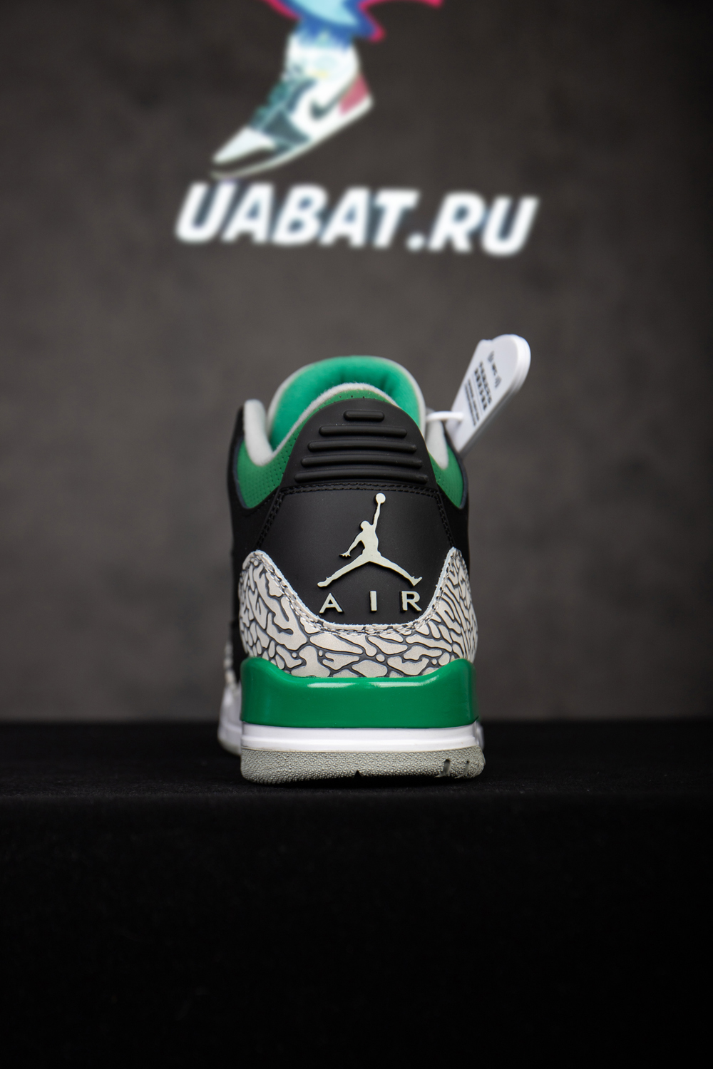 AIR JORDAN 3 RETRO 