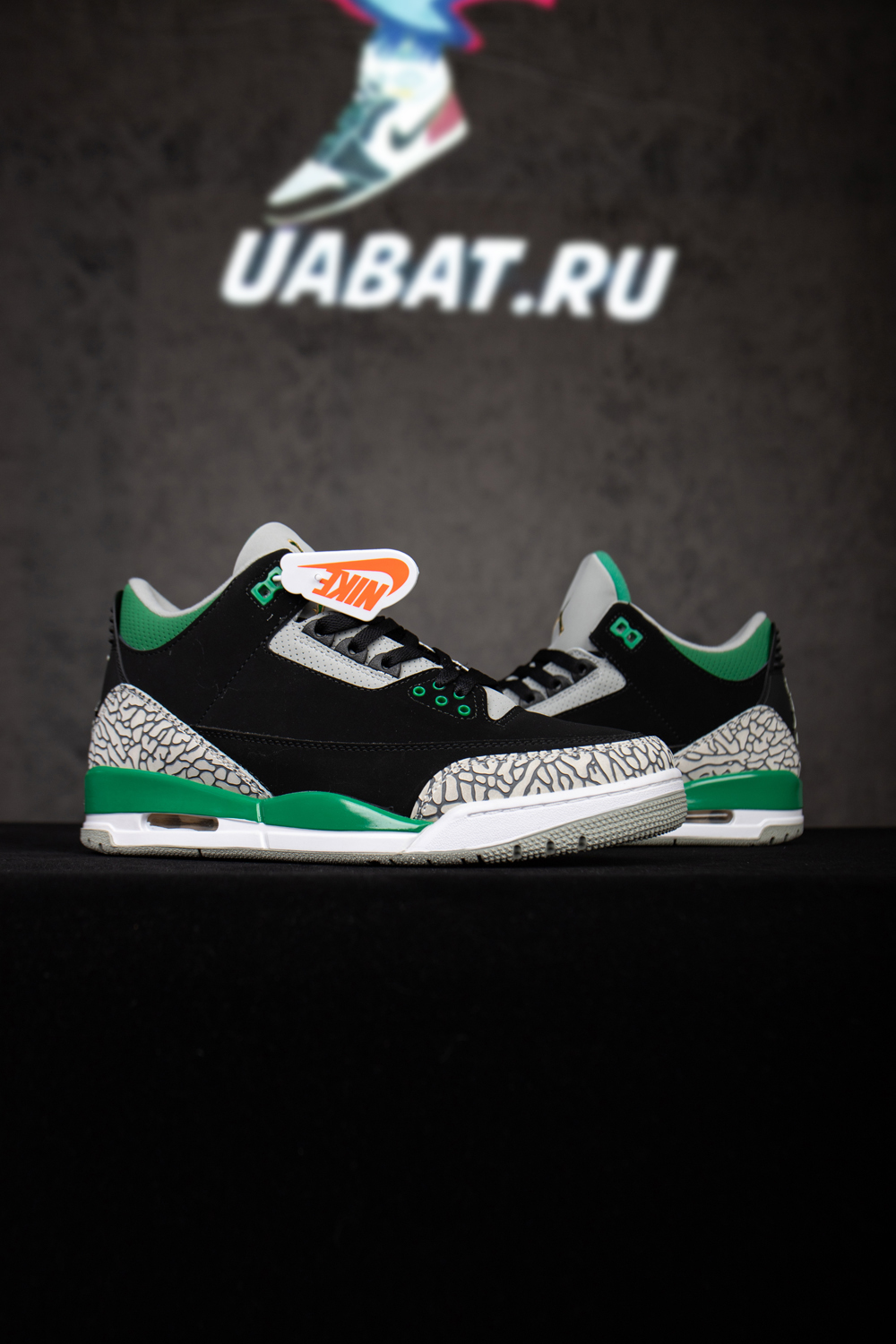 AIR JORDAN 3 RETRO 