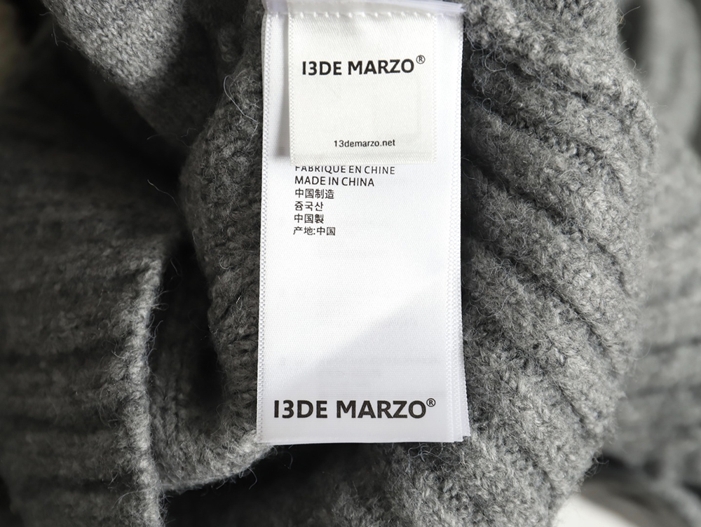 13De Marzo plaid cardigan sweater TSK1