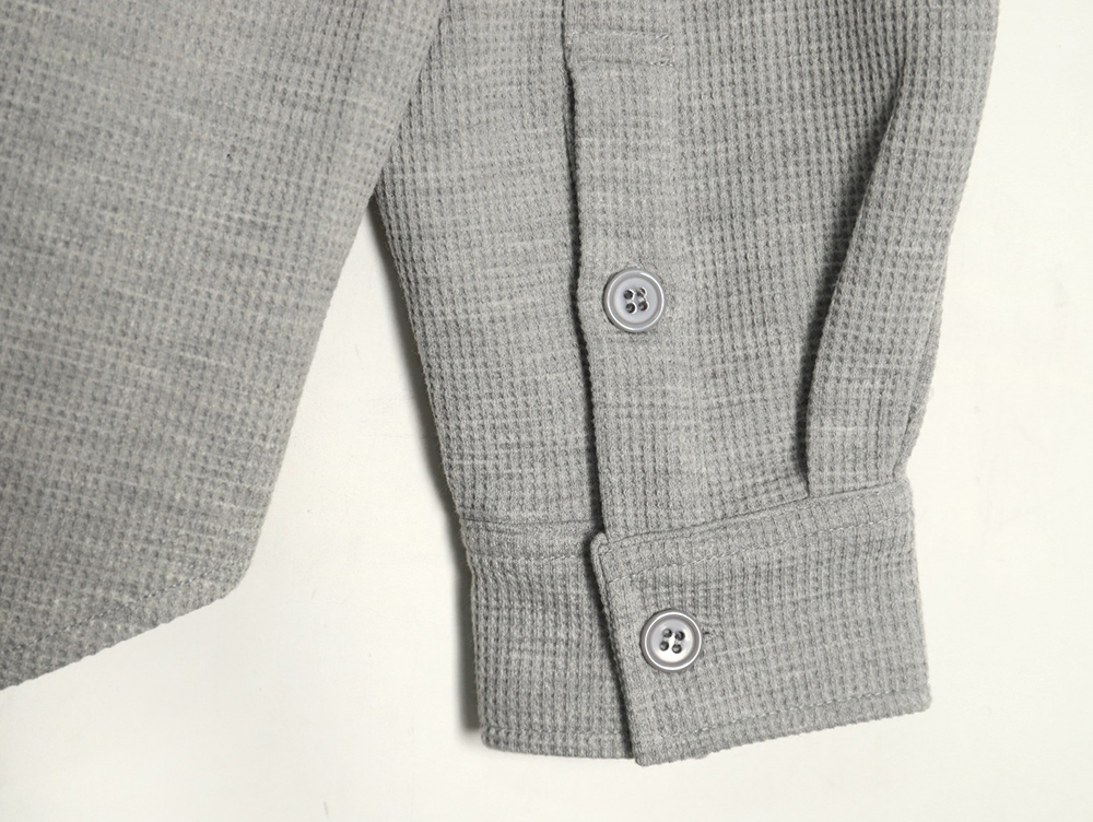 13De Marzo bear waffle shirt