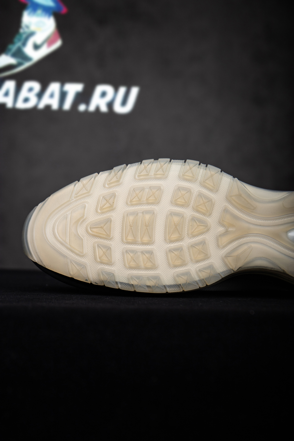 OFF-WHITE X AIR MAX 97 