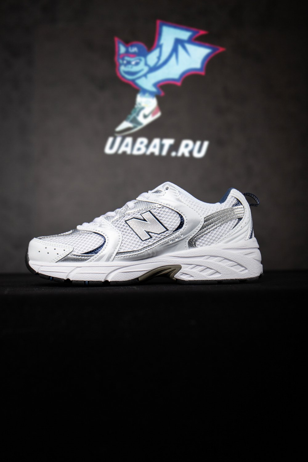 New Balance 530 White Silver Navy