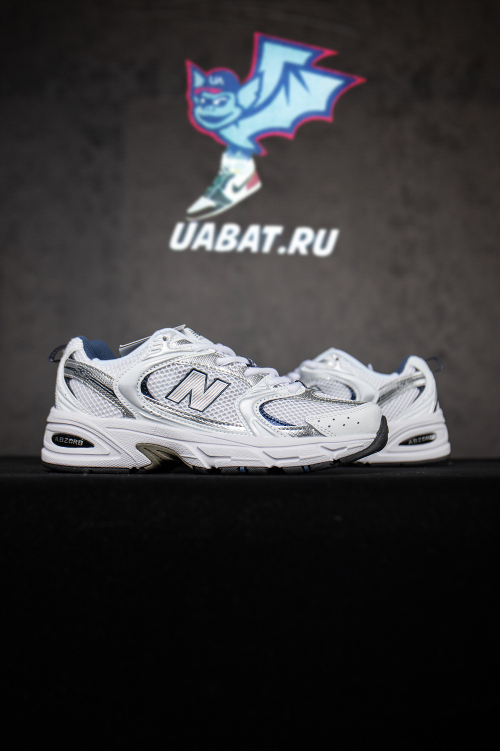 New Balance 530 White Silver Navy