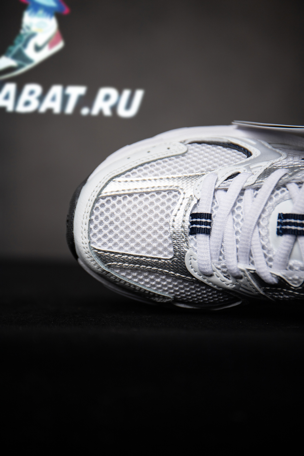 New Balance 530 White Silver Navy