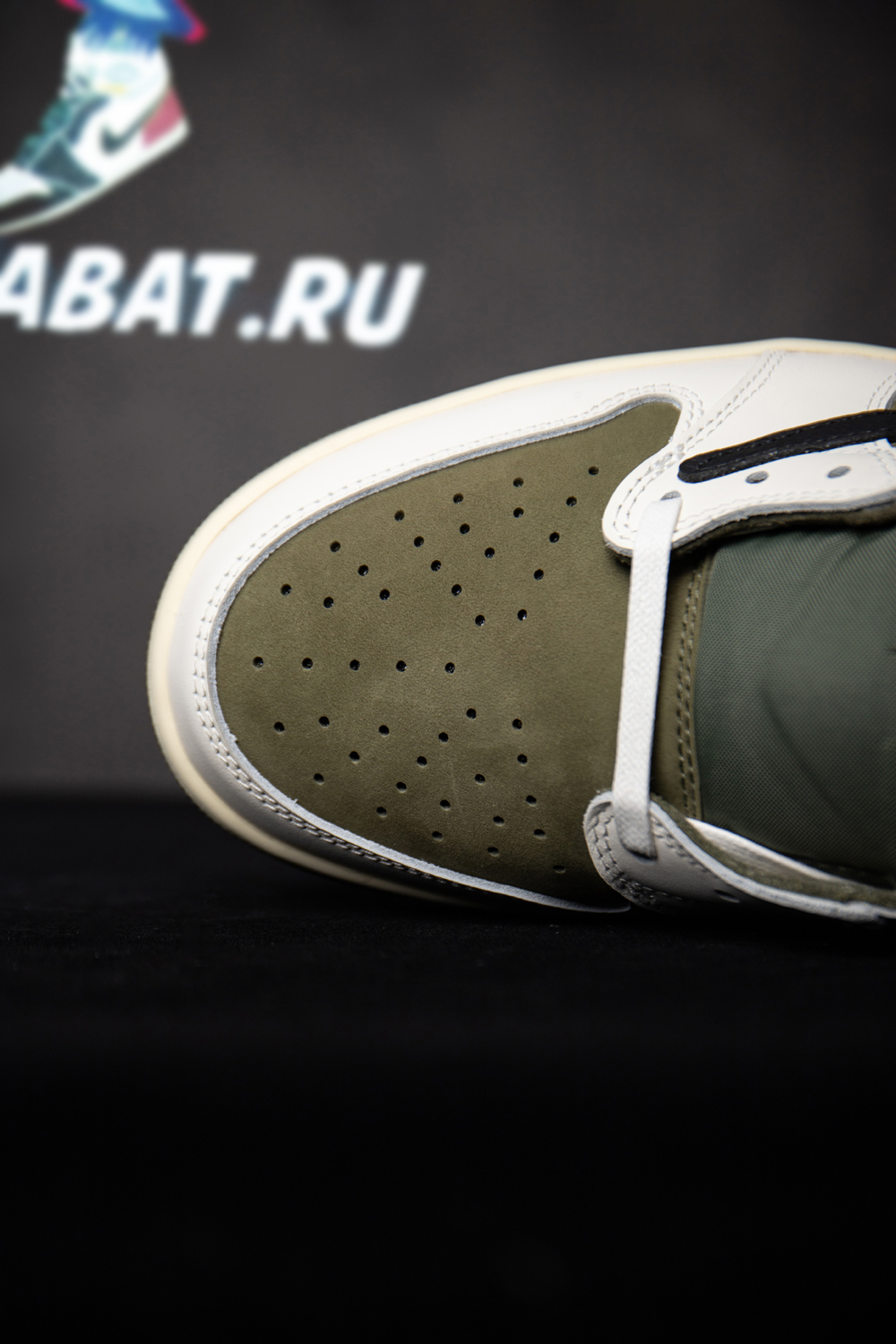 Travis Scott x Air Jordan 1 Low OG SP 