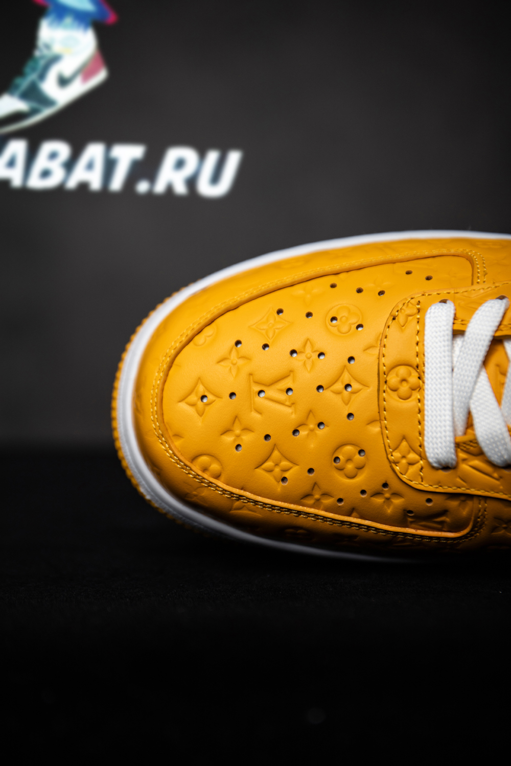 l0*is V*t0n x nike air force 1 low “yellow”