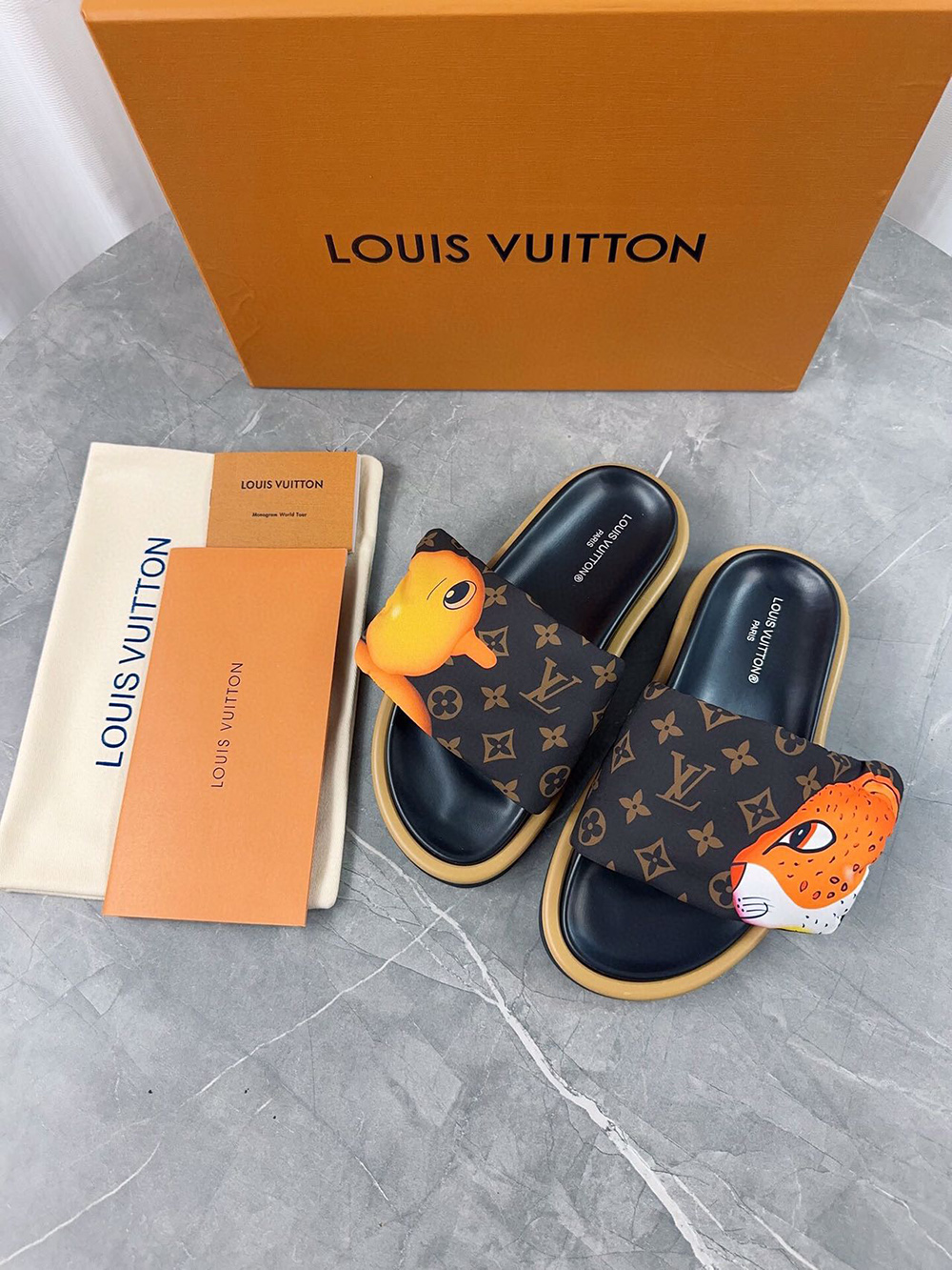 l0*is V*t0n pool pillow flat comfort mule