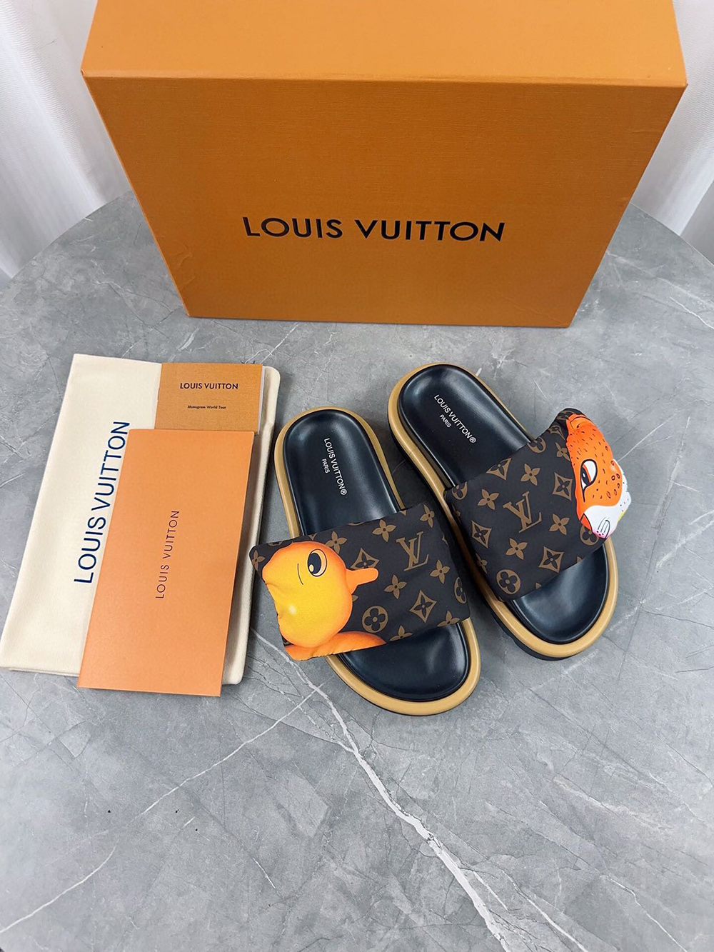 l0*is V*t0n pool pillow flat comfort mule