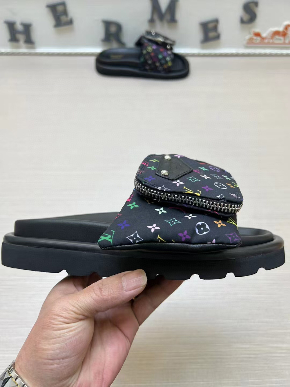 l0*is V*t0n & tm pool pillow flat comfort mule