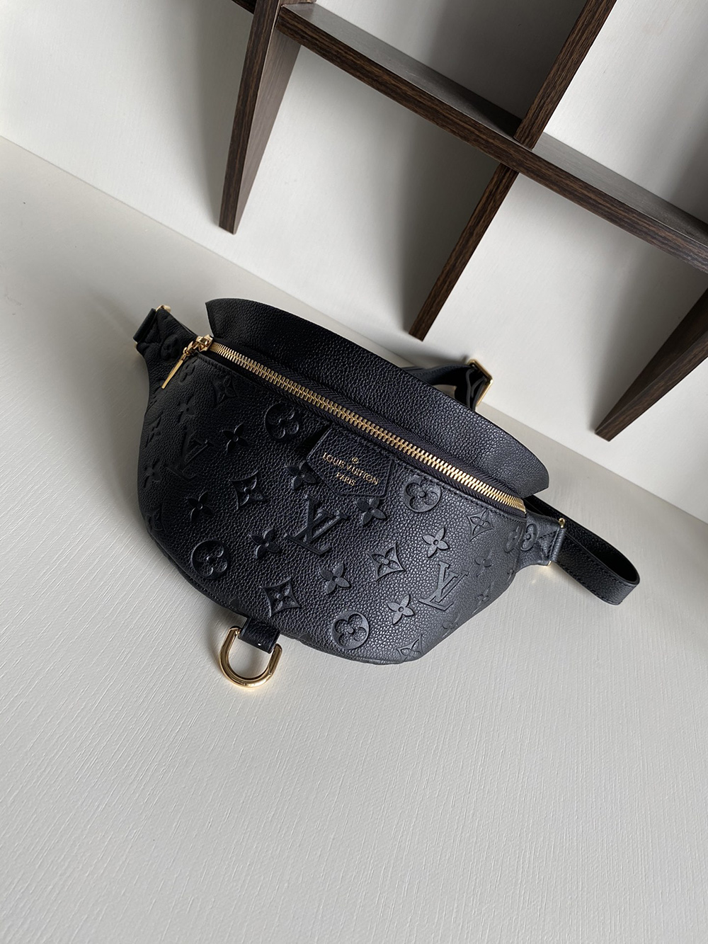 l0*is V*t0n bags m44812 23*16*10cm