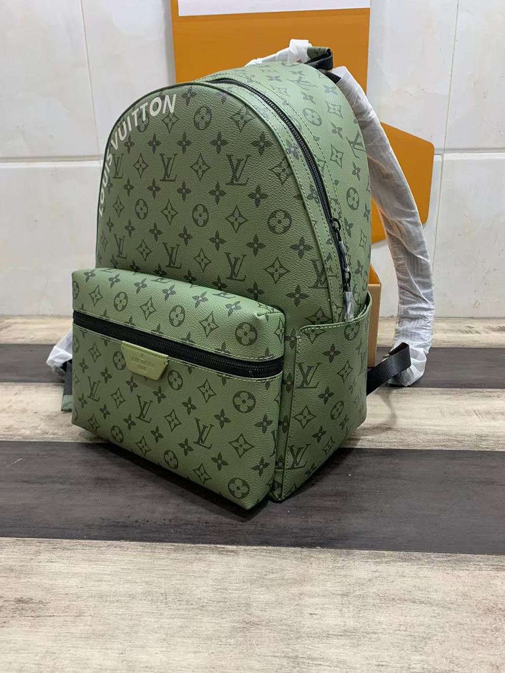 l0*is V*t0n discovery pm backpack bags m46802 29*38*20cm