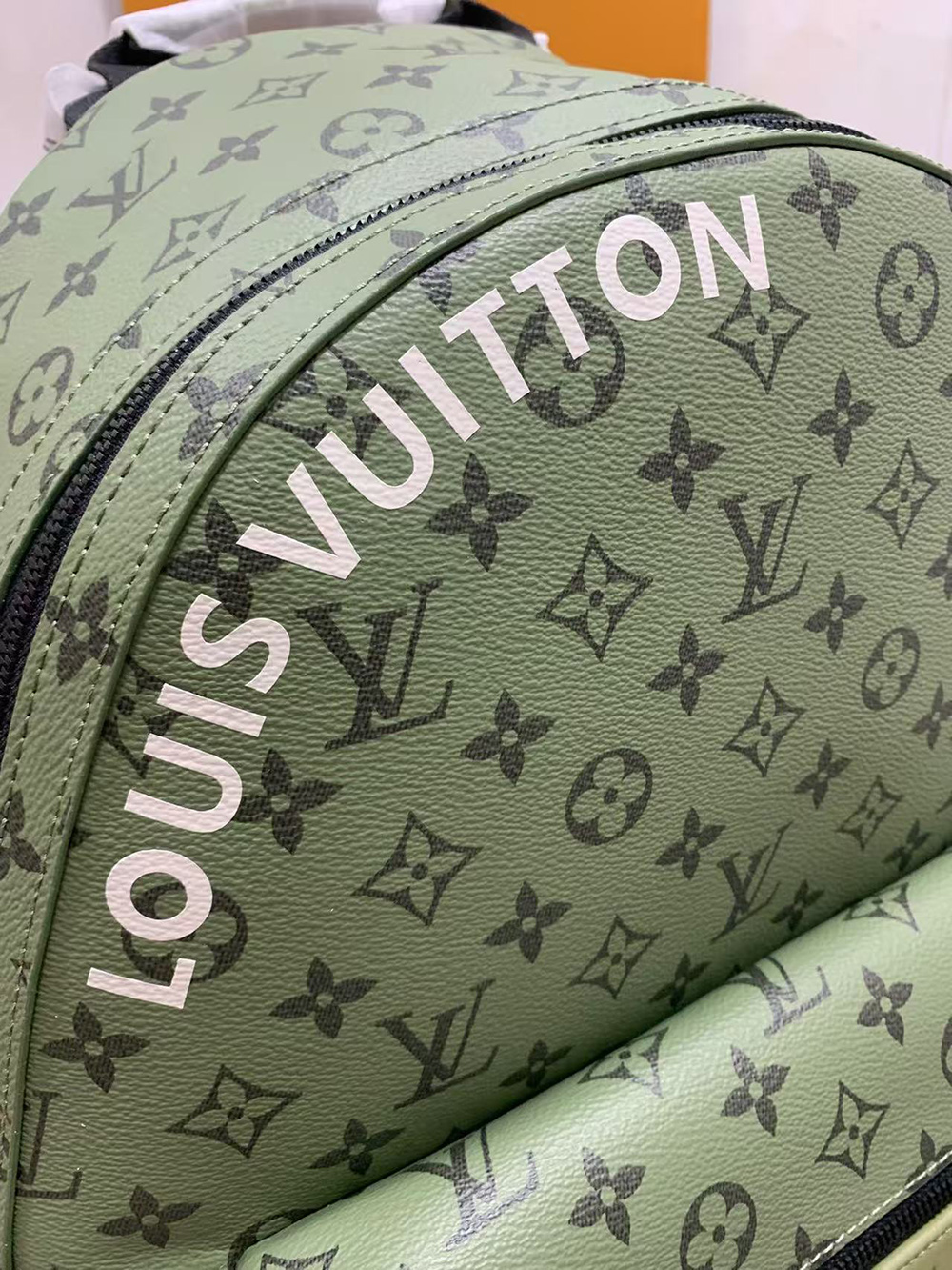 l0*is V*t0n discovery pm backpack bags m46802 29*38*20cm