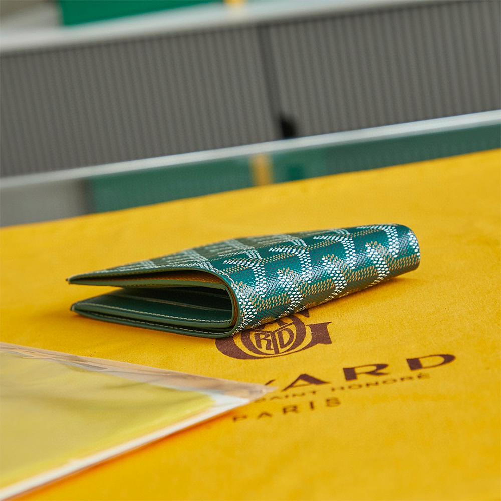 Go*ard wallets to8p50 11*2*9cm