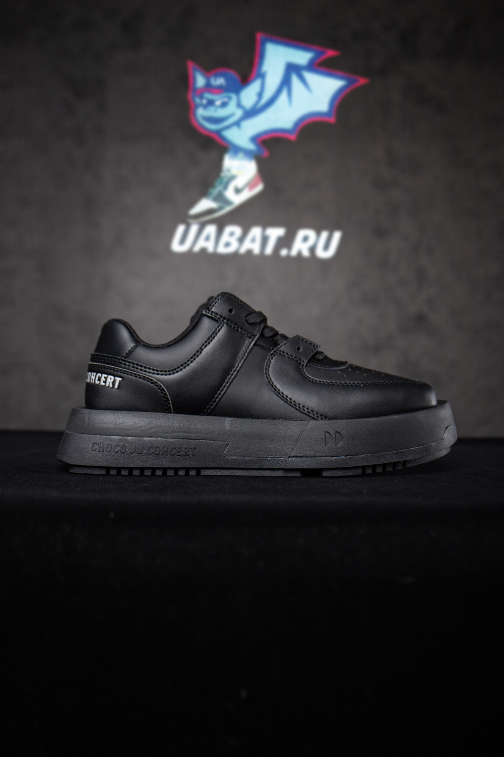 Choco Concert Cow Leather Stylish Skateboarding Shoes Black