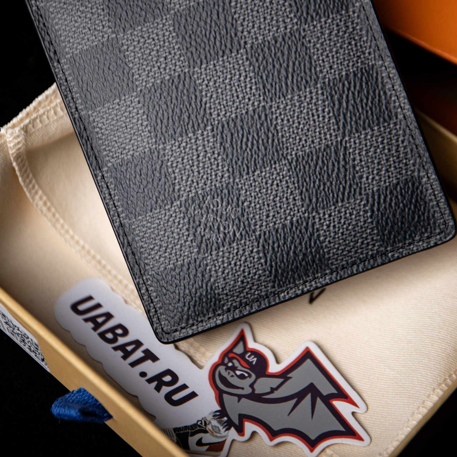 l0*is V*t0n wallets n63261 11*8.5*2cm