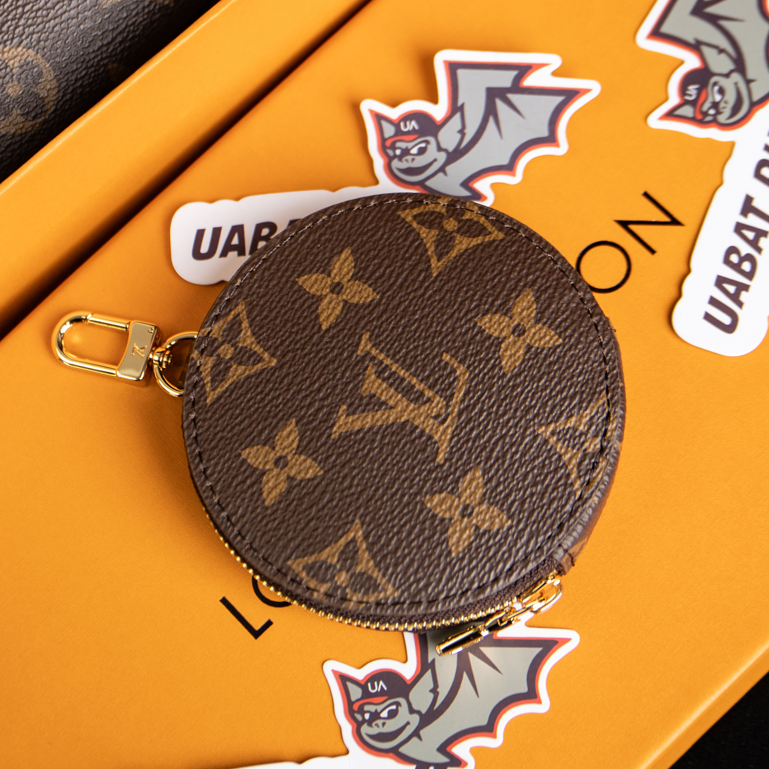 l0*is V*t0n bags m44813 24*16*6cm