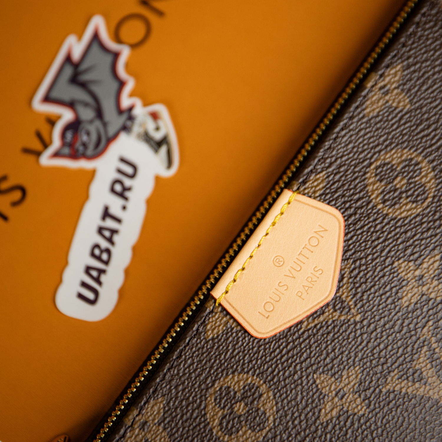 l0*is V*t0n bags m44813 24*16*6cm