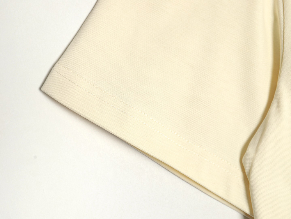 D*or four-color embroidered chapter letter t-shirt tsk1