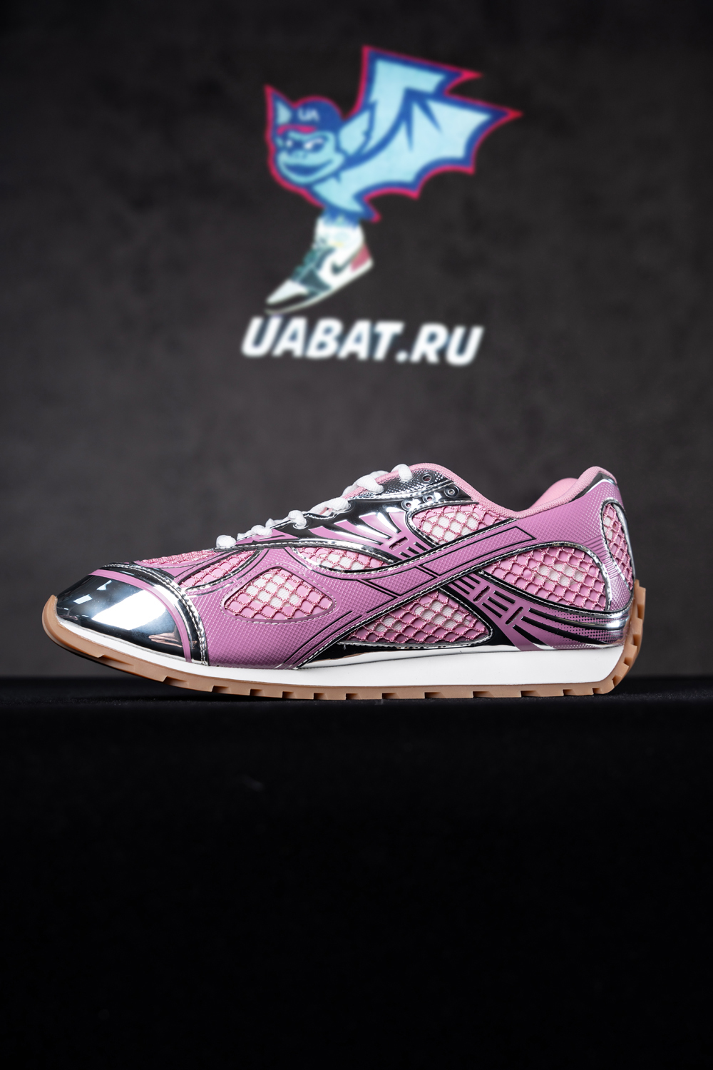 bo*te*ga Ve*ne*ta orbit sneaker