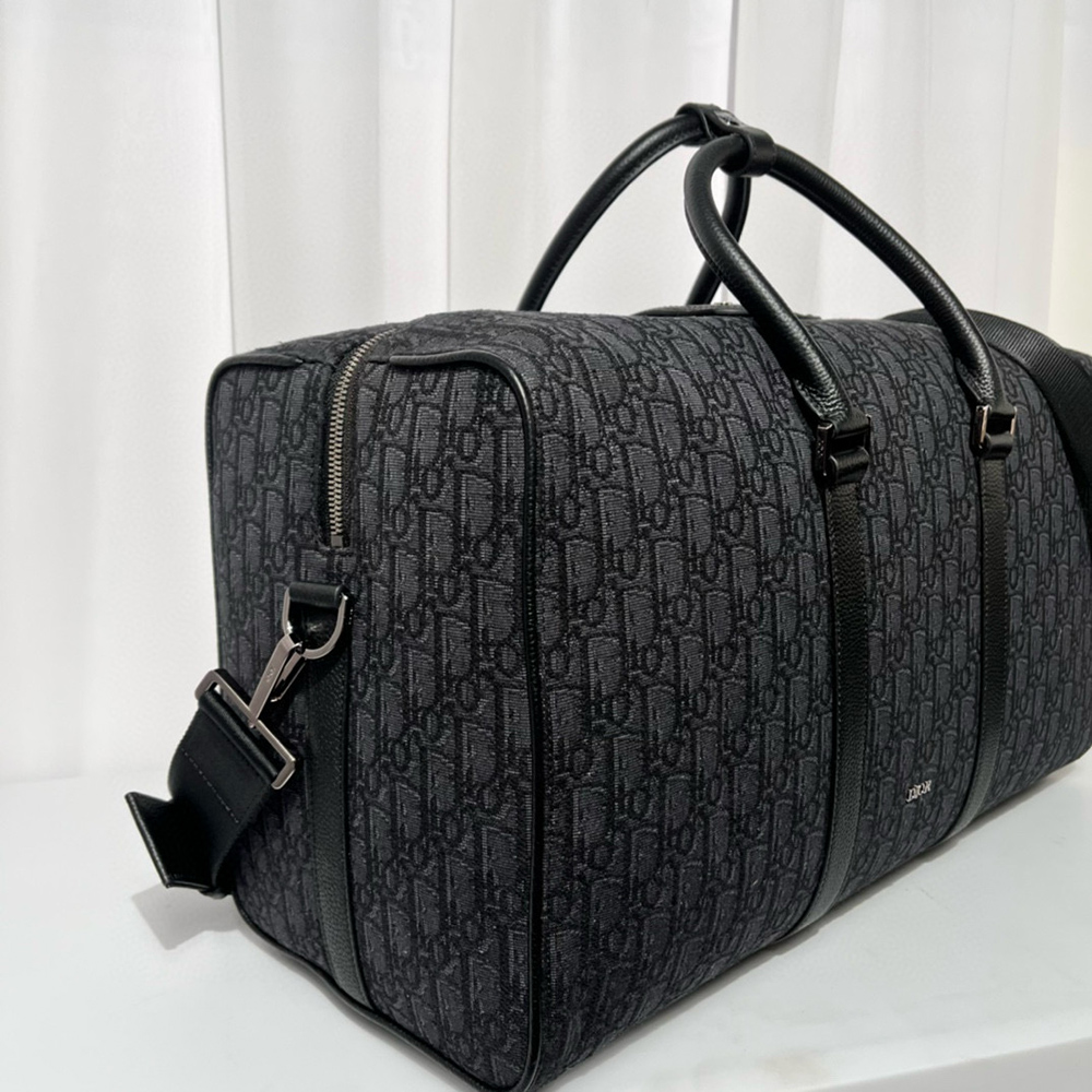 ch**an D*or 50 bags 9901d 50*25*21.5cm